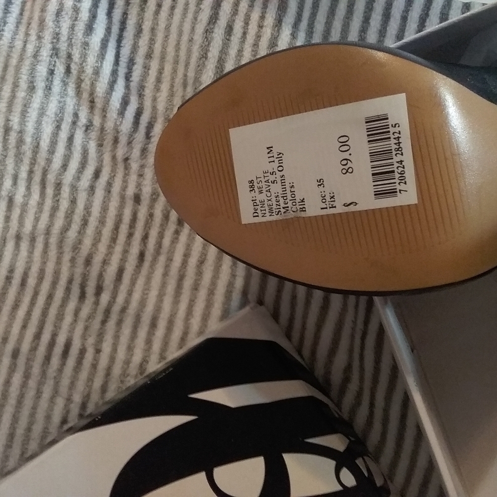 Shoes - Picture 3 of 3